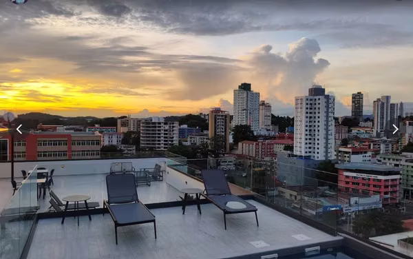 Premiere in Bella Vista - 124; 1Rec + Studio with Balcony - 124; Steps from the Metro and Coastal Ta