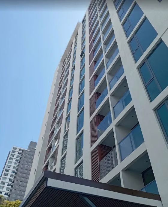 Premiere in Bella Vista - 124; 1Rec + Studio with Balcony - 124; Steps from the Metro and Coastal Ta