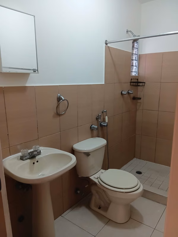 Betania | El Ingenio | Apartamento en alquiler | Vacío | Cerca de Estación del Metro