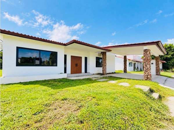 Venta de Casa nueva en Residencial Malibu, Gorgona