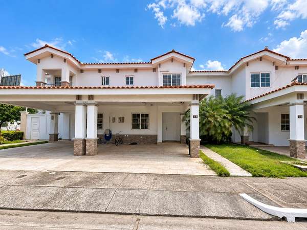 SALE HOUSE IN FIFTH OF VERSAILLES MODEL MARSELA NR R