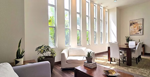FURNISHED LOFT| 150 m² | 2 BEDROOMS | 2.5 BATHROOMS | DEN | 2 PARKING SPACES | STORAGE