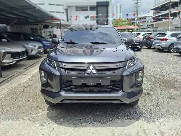 Mitsubishi L