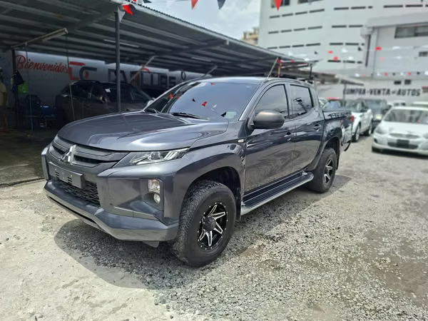 Mitsubishi L