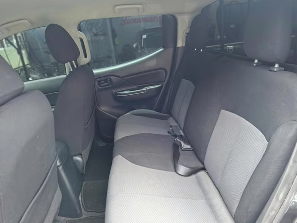 Mitsubishi L