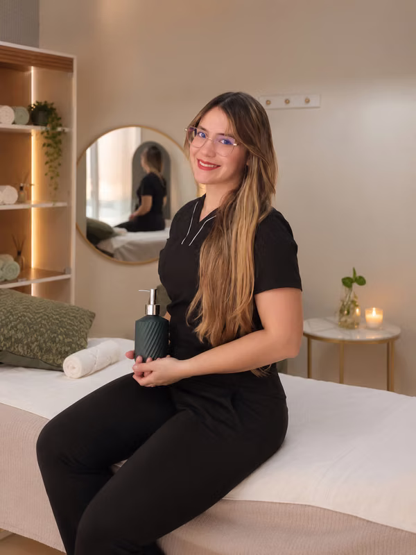 PROFESSIONAL MASSAGE