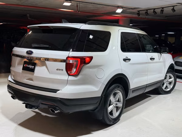 FORD EXPLORER AWD 2018