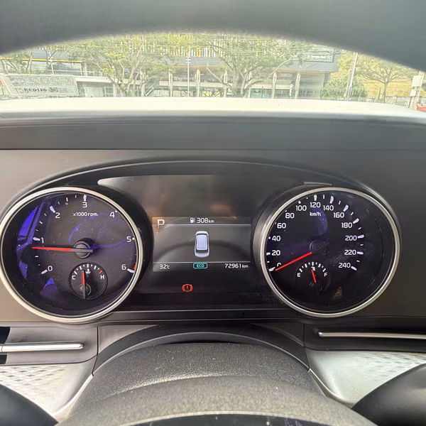 KIA CARNIVAL 2023