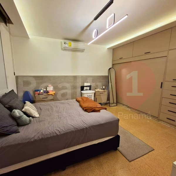 HOUSE FOR SALE IN LINDBERGH FIELD - FULLY REMODELED - 3 BEDROOMS + STUDIO / 4 BEDROOM