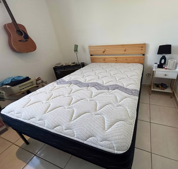Full wood and metal bed with semi-orthopedic mattress - little use / as new