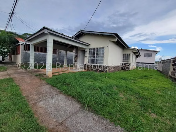Venta de Casa en Quintas del Pacífico, Panamá Oeste| 3 Recámaras y 250 m² de Terreno GB