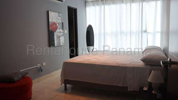 Sale of Apartment in Punta Pacifica MCD27-2490