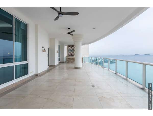 PH Bella Mare Punta Pacífica — Apartamento en Venta