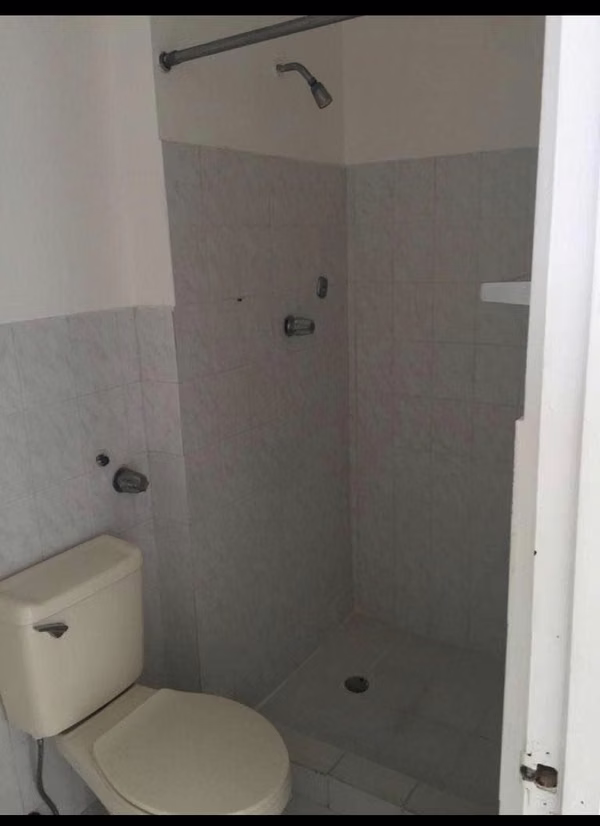 Vendo apto en parque lefebre 3recamaras 1baño cerca de av principal y transporte