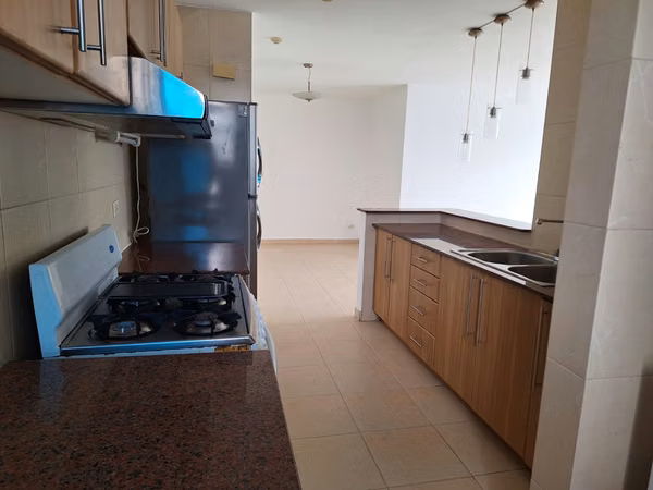 Vendo apto en San Francisco 2recamaras 2baños balcon área social cerca de todo