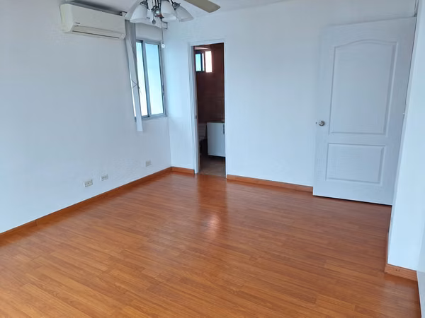 Vendo apto en San Francisco 2recamaras 2baños balcon área social cerca de todo