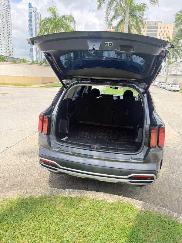Kia Sorento 2024 Semi Full only $25,500