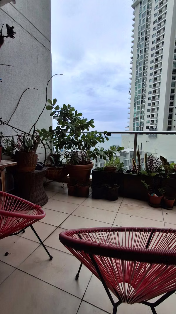 Dupont. 150mts 2r 2b balcon vista al mar $315,000.00neg