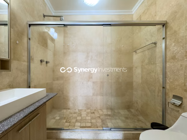 Apartamento en Avenida Balboa con vista al mar