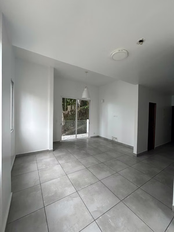FOR RENT APARTMENT IN BELLA VISTA