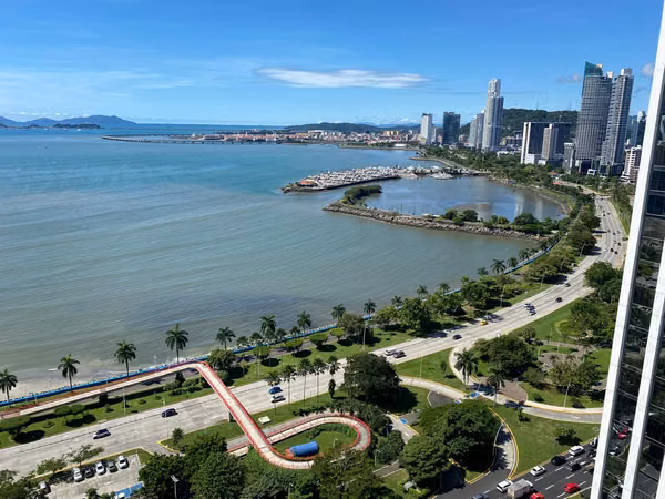 ALQUILER - APARTAMENTO - AVENIDA BALBOA -SOLO CLIENTE DIRECTO-ID 813
