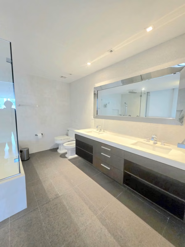 VENTA - APARTAMENTO - 4 RECAMARAS - AVENIDA BALBOA - ID 850