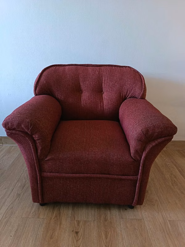 Red Tone Wine - Ideal for Room or Room