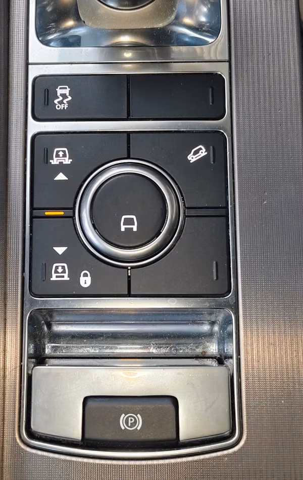 Carro brand land rover range rover sport 2018