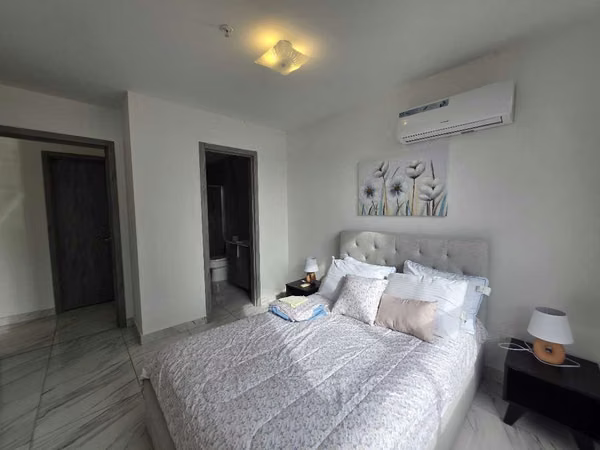 Alquiler de Apartamento en el PH The Gray, Bella Vista