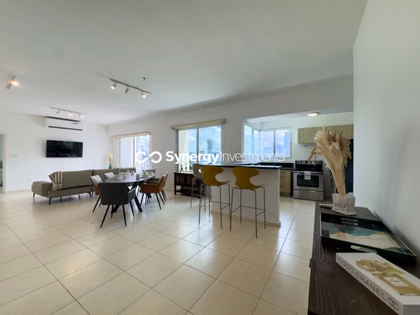 Apartment for Rent in Av Balboa a Premiere