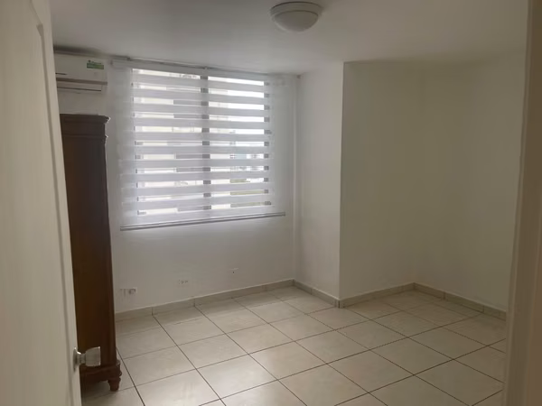 4-bedroom apartment for rent with appliances | Ebbelle Towers | Marbella