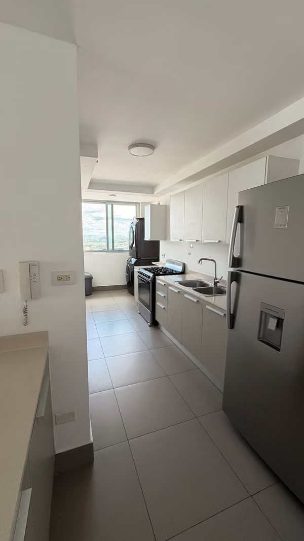 APARTAMENTO AMOBLADO EN ALQUILER A DOS PASOS DE TODO