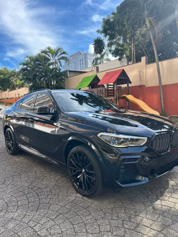 BMW X6 xDrive40i 2023 – LUJO, POTENCIA Y ELEGANCIA