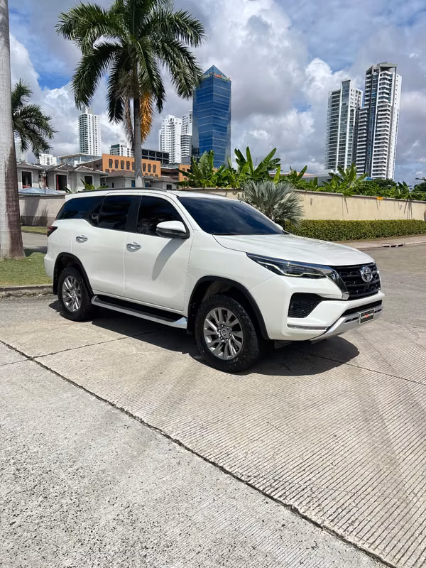 Toyota Fortuner