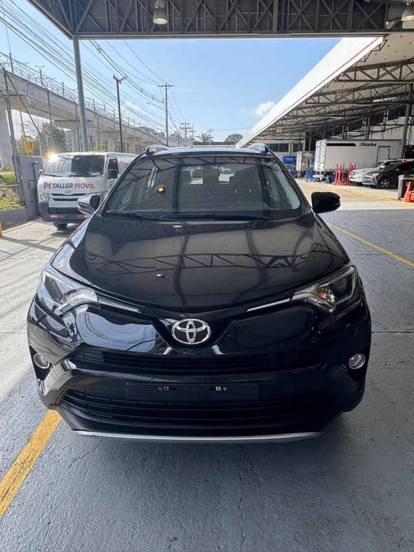 TOYOTA RAV4 2017
