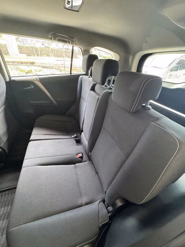 TOYOTA RAV4 2017
