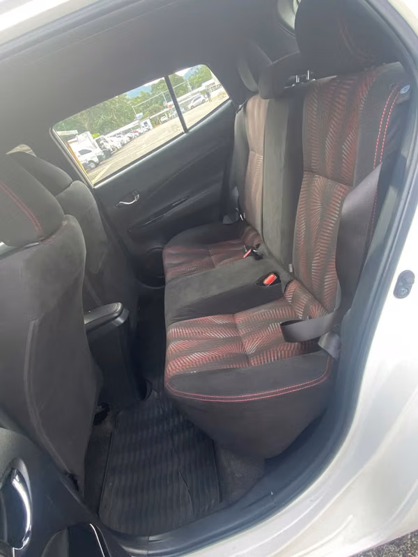 TOYOTA YARIS 2020