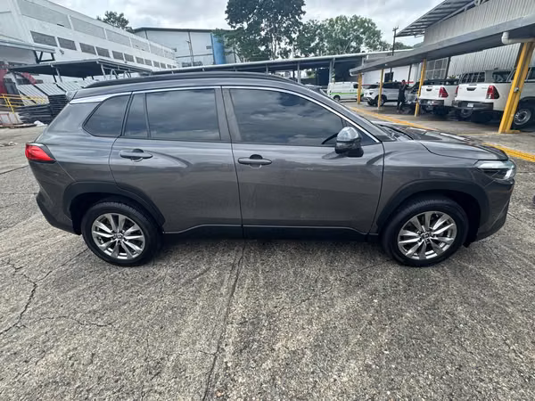 TOYOTA COROLLA CROSS 2022