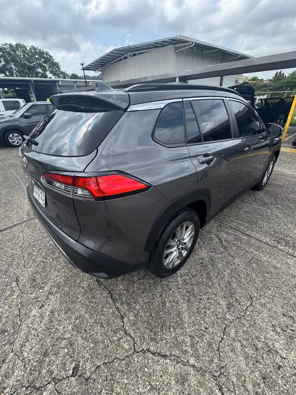 TOYOTA COROLLA CROSS 2022