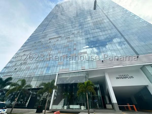 Se Vende Consultorio en Avenida Balboa GC24-3757