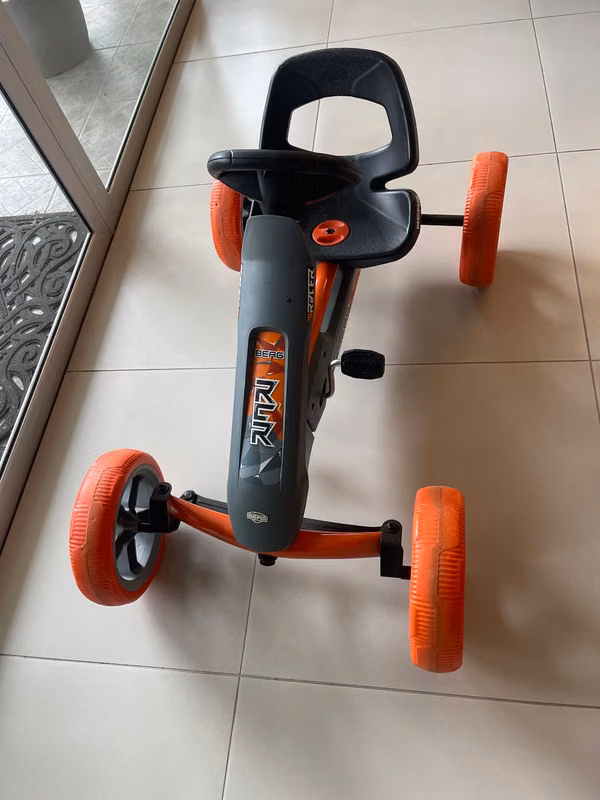Adjustable bike cart
