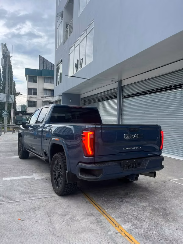 GMC SAW DENALI 2500 ULTIMATE HD 2024