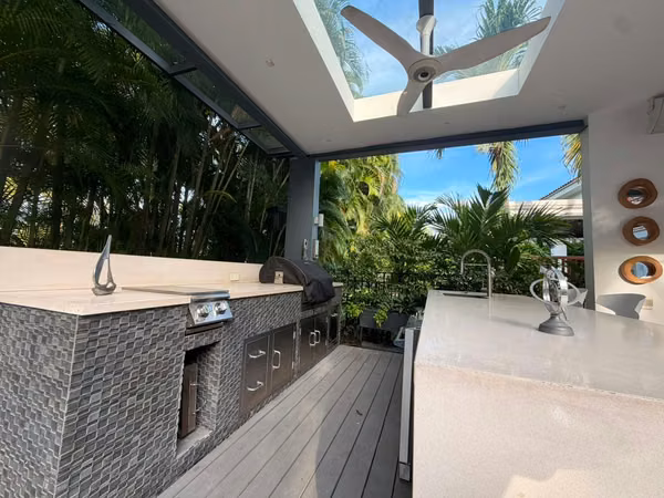 Casa lujosa con piscina en alquiler en Santa Maria