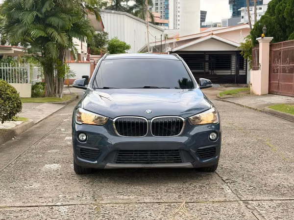 BMW X1 - 80mil km