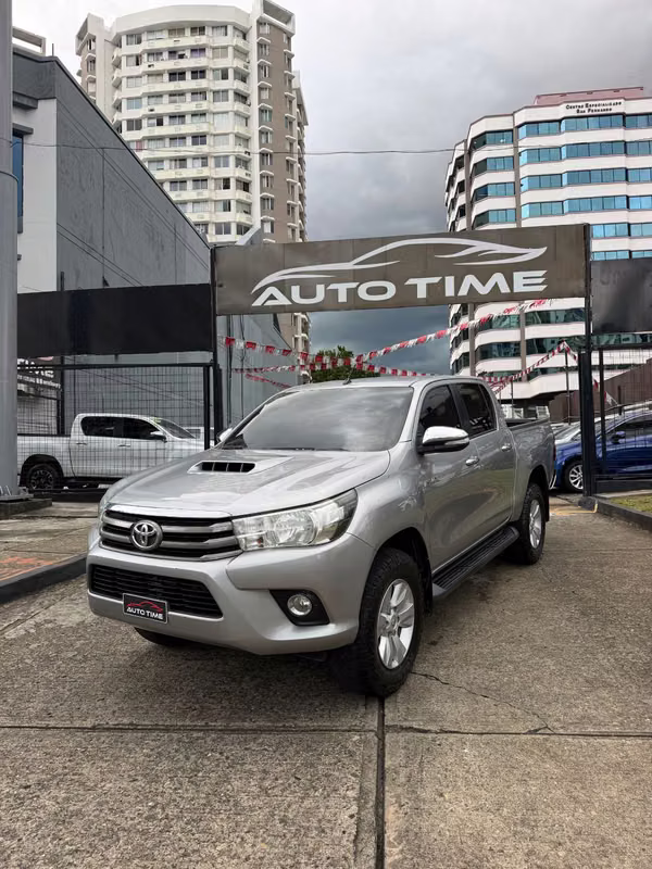 TOYOTA HILUX 2016 