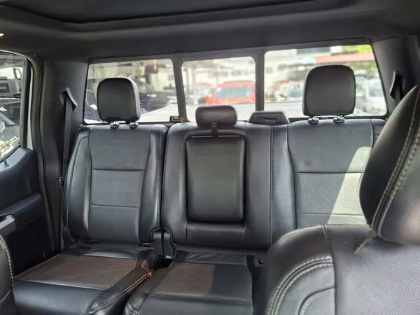 FORD F150 LARIAT 2015