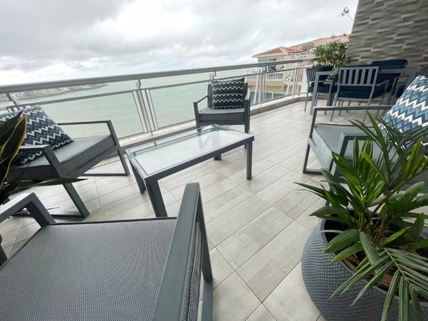 Venta de apartamento en Punta Paitilla amoblado