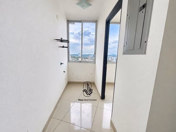 Apartamento en Venta – PH Highland View, Hato Pintado | LH