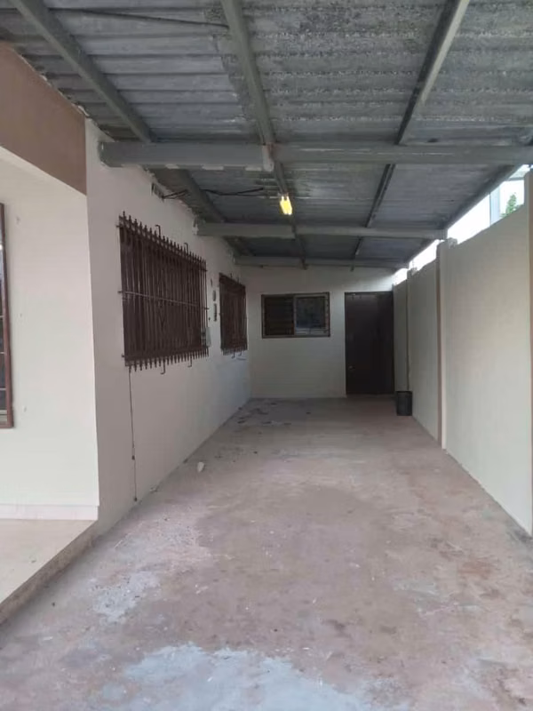 SE VENDE O ALQUILA CASA EN CHORRERA