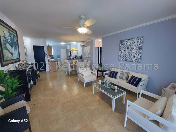 Vendo Apartamento de 157.45m2 en Playa Blanca Terrazas de Farallon 23-9181SRZ
